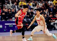 英雄联盟S15赛-转折点上海久事迎来里程碑，CBA常规赛窗口期攻防权衡，话题不断，控场能力受关注的简单介绍