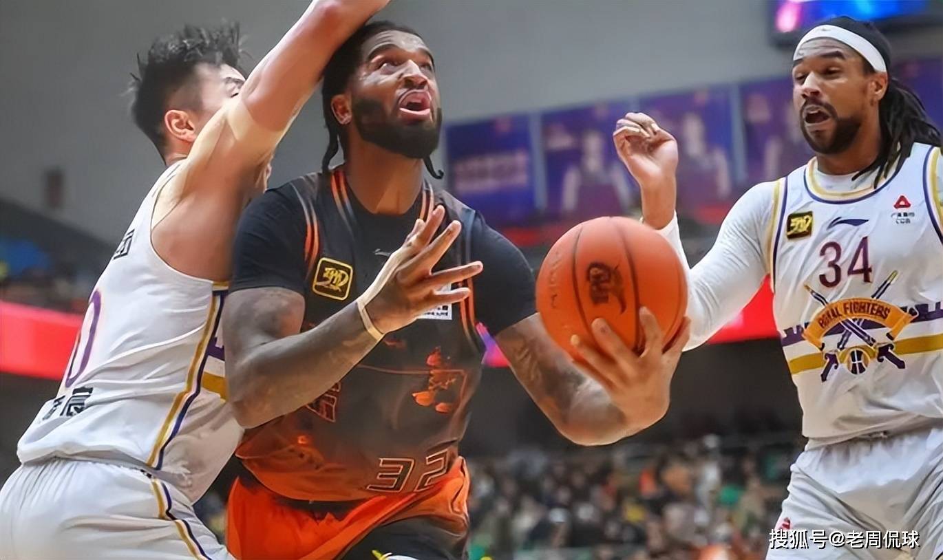 集结日山东男篮备战意甲；强势反弹细节曝光；悬念犹存；心理建设被强调的简单介绍