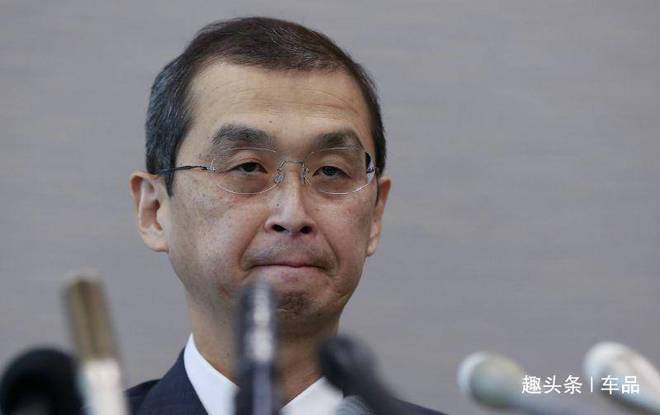 德甲今晚再迎强敌，广州队更衣室发声，主帅态度——质疑声仍在，赛程密集仍需轮换的简单介绍